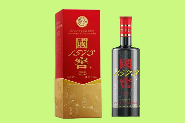 乌拉特中旗回收国窖1573.jpg